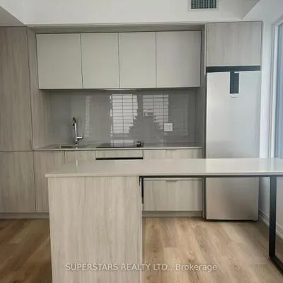 395, Square One, City Centre, Mississauga