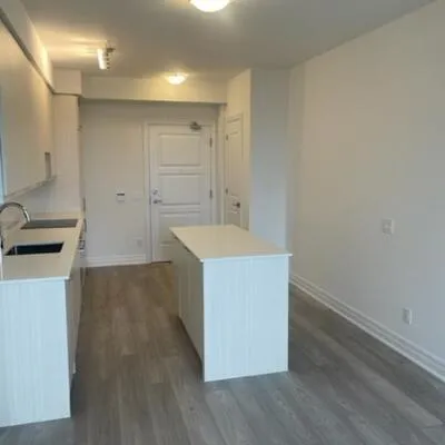 36, Elm, City Centre, Mississauga