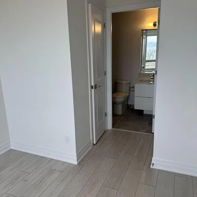 30, Elm, Fairview, Mississauga