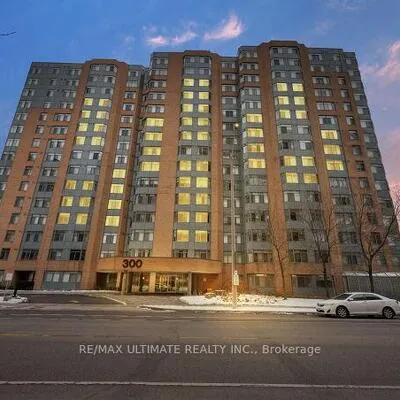 300, Webb, City Centre, Mississauga