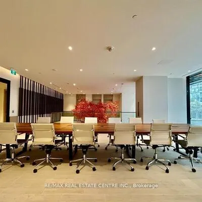 4015, The Exchange, City Centre, Mississauga