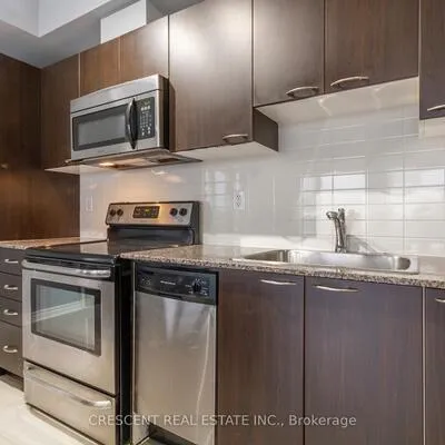 385,&nbsp;Prince Of Wales, City Centre, Mississauga