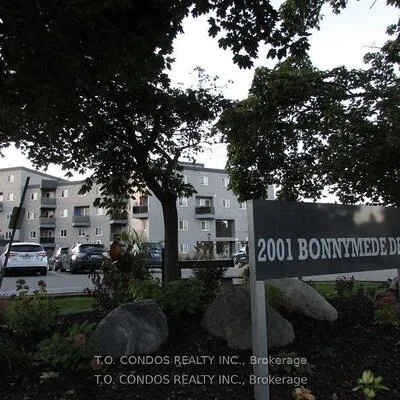 2001,&nbsp;Bonnymede, Clarkson, Mississauga