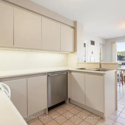 1800, The Collegeway, Erin Mills, Mississauga