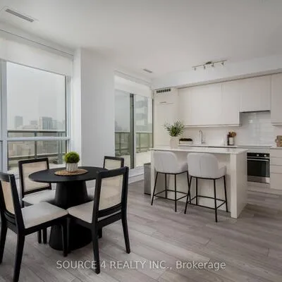 36,&nbsp;Elm, City Centre, Mississauga