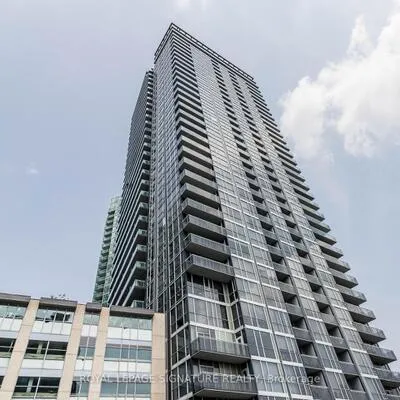 223, Webb, City Centre, Mississauga