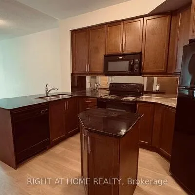 90,&nbsp;Absolute, City Centre, Mississauga