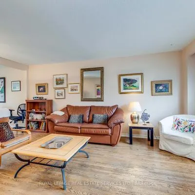 1055,&nbsp;Shawnmarr, Port Credit, Mississauga