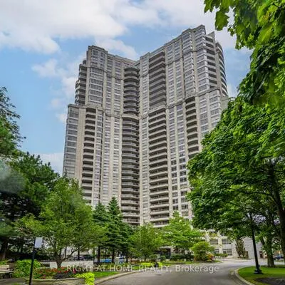 35,&nbsp;Kingsbridge Garden, Hurontario, Mississauga