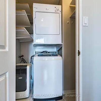 2900,&nbsp;Battleford, Meadowvale, Mississauga