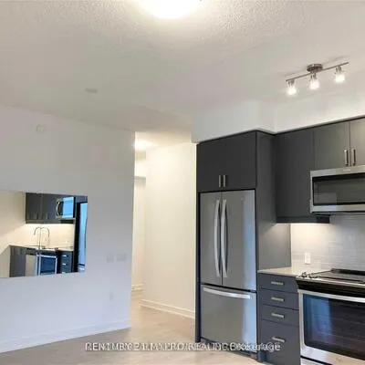 8,&nbsp;Nahani, Hurontario, Mississauga