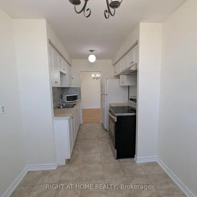 1615,&nbsp;Bloor, Applewood, Mississauga