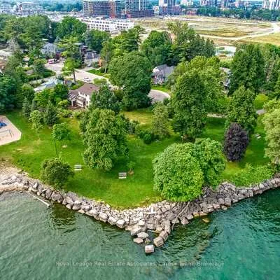 75,&nbsp;Maple, Port Credit, Mississauga