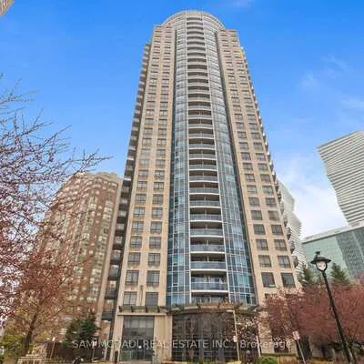 330,&nbsp;Burnhamthorpe, City Centre, Mississauga