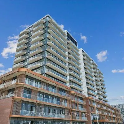 220,&nbsp;Missinnihe, Port Credit, Mississauga