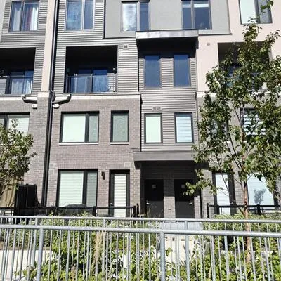3540,&nbsp;colonial, Erin Mills, Mississauga