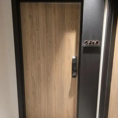 1,&nbsp;Fairview, Mississauga Valleys, Mississauga