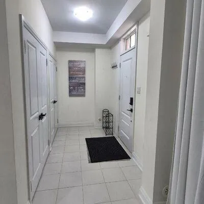 3077,&nbsp;Cawthra, Applewood, Mississauga
