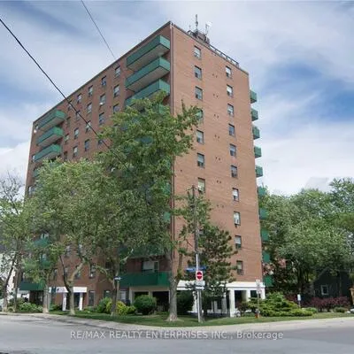 49,&nbsp;Queen, Port Credit, Mississauga