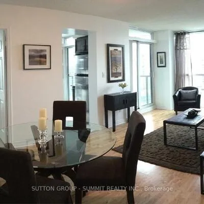 208,&nbsp;Enfield, City Centre, Mississauga