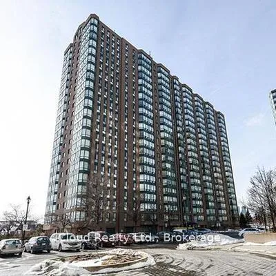 145,&nbsp;Hillcrest, Cooksville, Mississauga