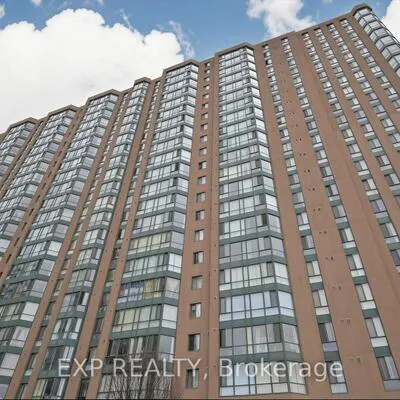 145,&nbsp;Hillcrest, Cooksville, Mississauga