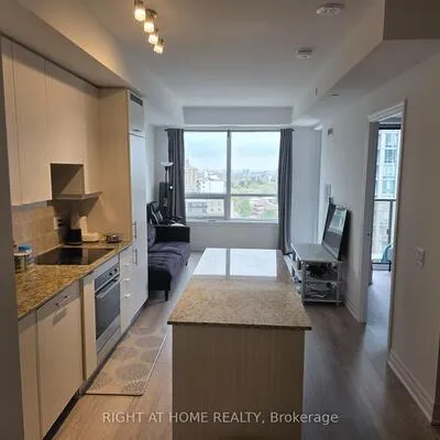 36,&nbsp;Elm, Fairview, Mississauga