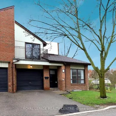 1021,&nbsp;Cedarglen, Erindale, Mississauga