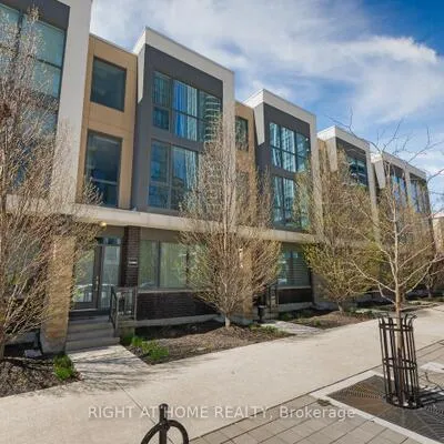 5030,&nbsp;Four Springs, Hurontario, Mississauga