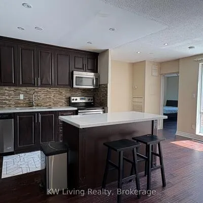 3025,&nbsp;Credit Woodlands, Erindale, Mississauga