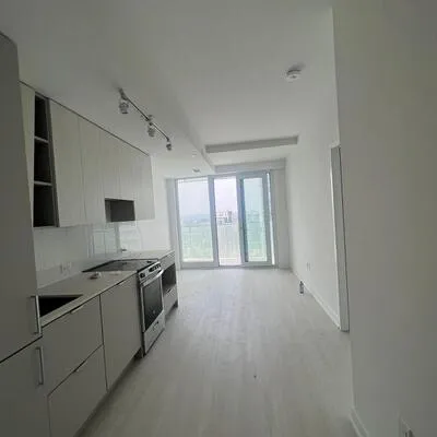3883,&nbsp;Quartz, City Centre, Mississauga