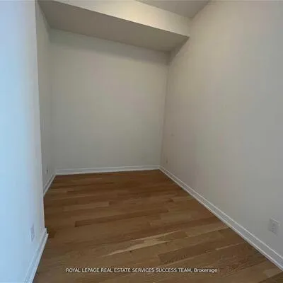 4011,&nbsp;Brickstone, City Centre, Mississauga