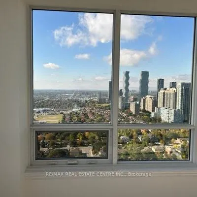 36,&nbsp;Elm, City Centre, Mississauga