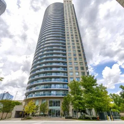 80,&nbsp;Absolute, City Centre, Mississauga