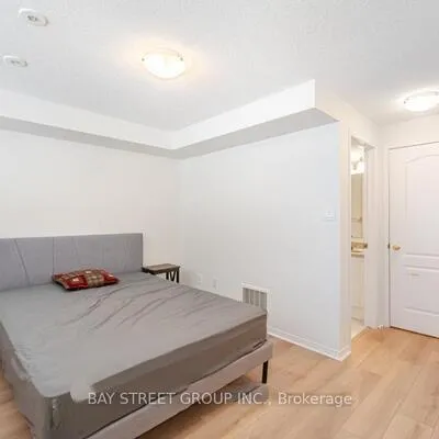 3250,&nbsp;Bentley, Churchill Meadows, Mississauga
