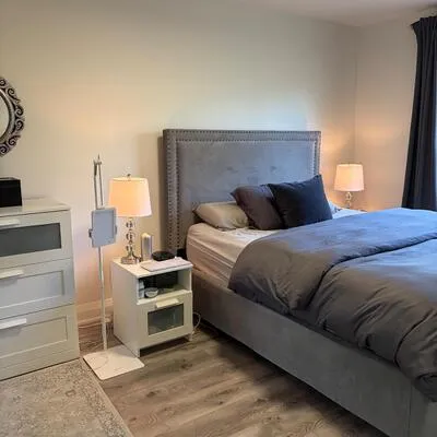 1055,&nbsp;Shawnmarr, Port Credit, Mississauga