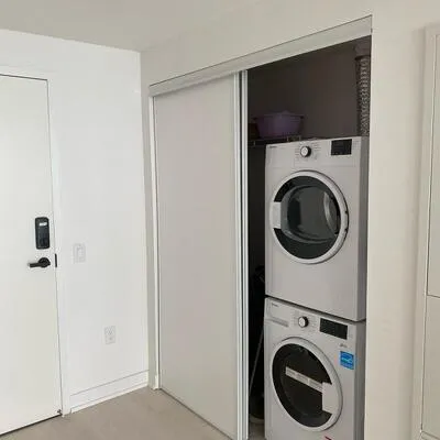 3900,&nbsp;Confederation, City Centre, Mississauga