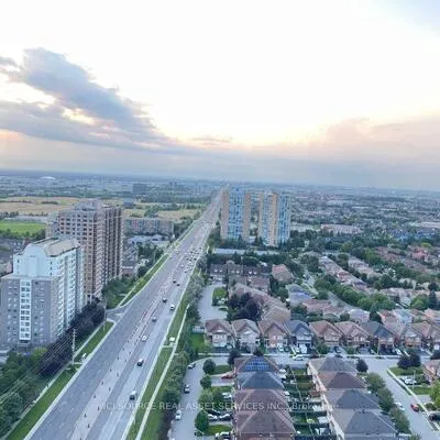 8,&nbsp;Nahani, Hurontario, Mississauga