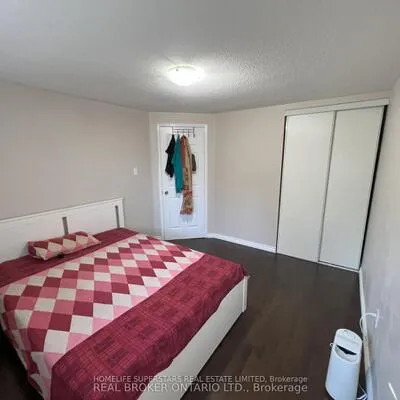 2555,&nbsp;Thomas, Central Erin Mills, Mississauga