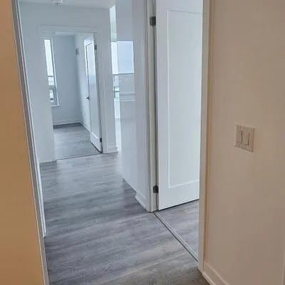 5105,&nbsp;Hurontario, Hurontario, Mississauga