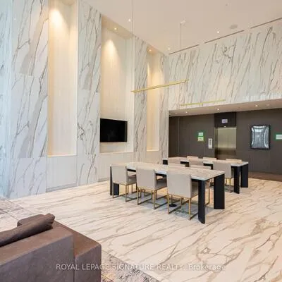 448,&nbsp;Burnhamthorpe, City Centre, Mississauga