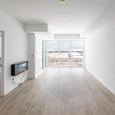 1035,&nbsp;Southdown, Clarkson, Mississauga