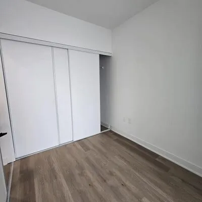86,&nbsp;Dundas, Cooksville, Mississauga