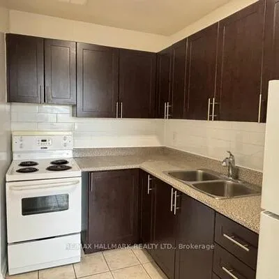 515,&nbsp;North Service, Cooksville, Mississauga