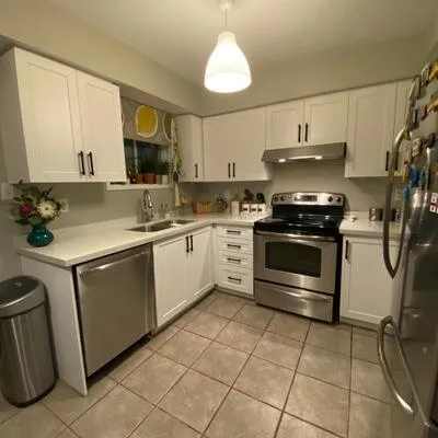 1050,&nbsp;Bristol, East Credit, Mississauga