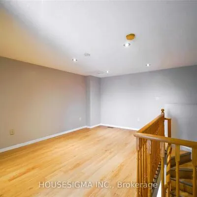 80,&nbsp;Strathaven, Hurontario, Mississauga