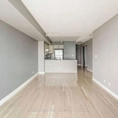 1,&nbsp;Elm, City Centre, Mississauga