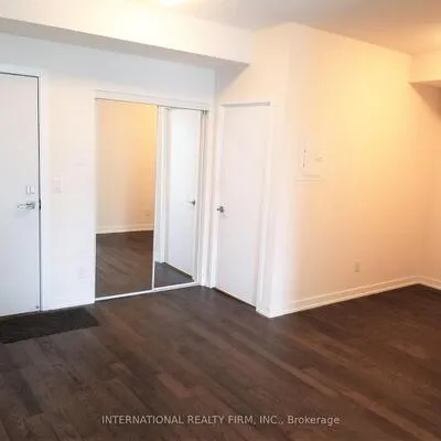 510,&nbsp;Curran, City Centre, Mississauga