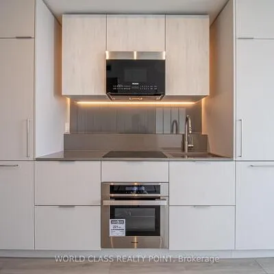 1,&nbsp;Fairview, Mississauga Valleys, Mississauga