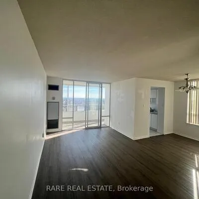 550,&nbsp;Webb, City Centre, Mississauga